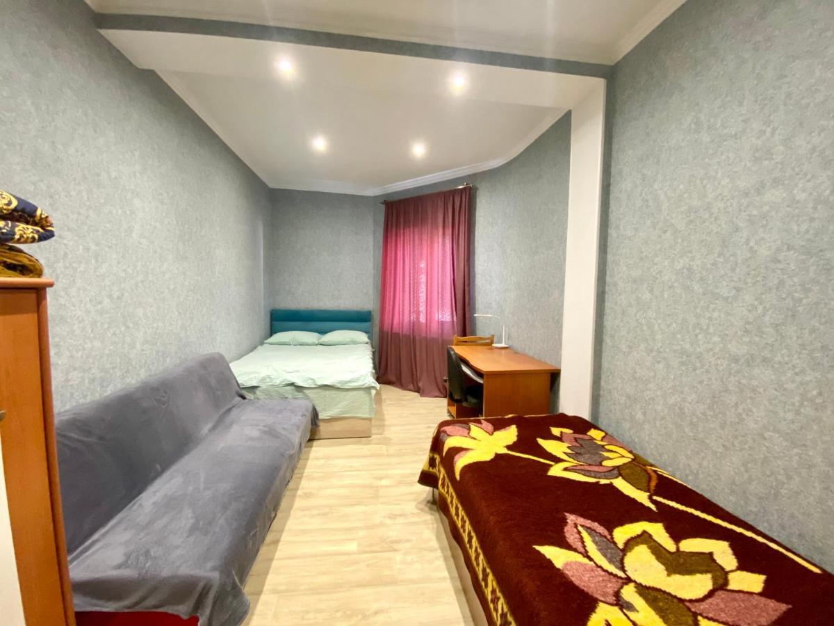 Spacious Dinamo Apartment Tbilisi Exteriör bild